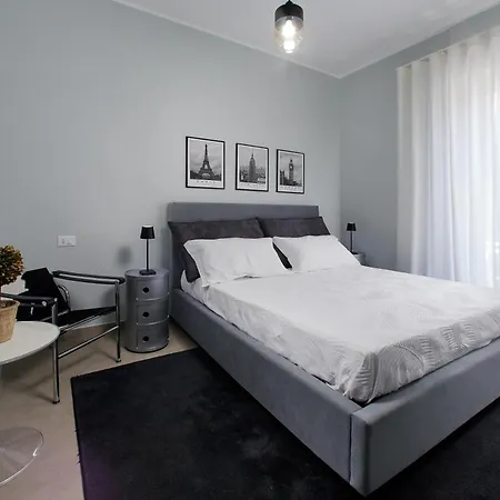 Villa Nina Central Rooms 3* 레조디칼라브리아