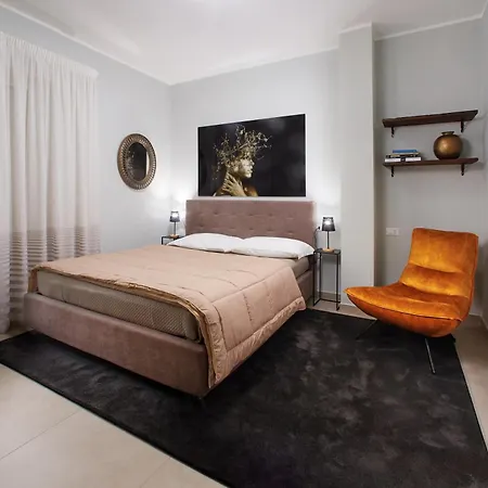 Villa Nina Central Rooms 住宿加早餐酒店 雷焦卡拉布里亚